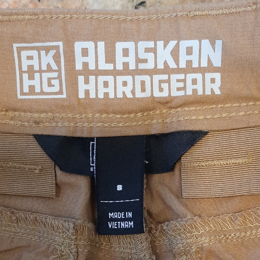 Women's Tan Cargo Shorts - Casual Utility Style - Picture 2 of 9